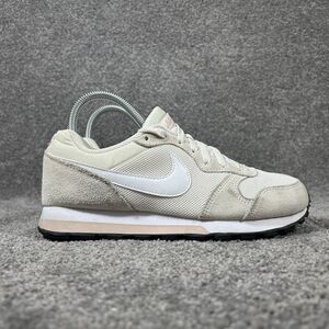 Nike MD Runner 2 749869-011 Women’s Size 7 Beige Casual Training Shoes Used